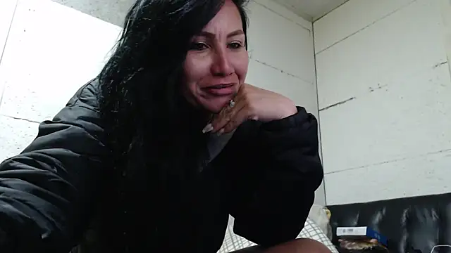 Snapshot of Nicolsweet_ chatting on 06-12-26, 01:14 Nicolsweet online show from 06-12-26, 01:14