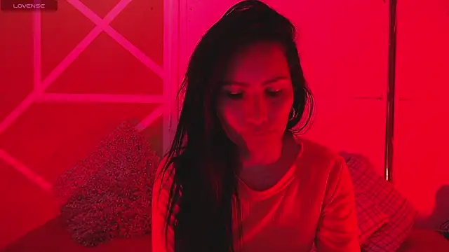 Nicolsweet  online show from 06-21-26, 02:06