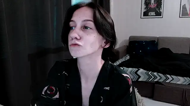 Snapshot of secrettt_poison chatting on 07-12-26, 04:19 secrettt poison online show from 07-12-26, 04:19