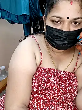 Snapshot of silky_rose29 chatting on 06-18-26, 07:07 silky rose29 online show from 06-18-26, 07:07