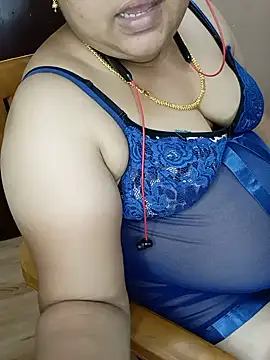 Snapshot of silky_rose29 chatting on 07-25-26, 04:13 silky rose29 online show from 07-25-26, 04:13