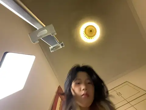 YoYo 2834 online show from 06-21-26, 12:33