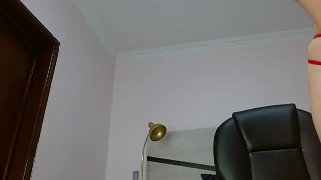 Snapshot of amara_sanchez chatting on 06-30-26, 12:27 amara sanchez online show from 06-30-26, 12:27