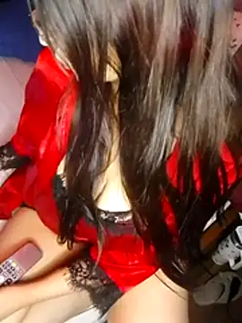 Snapshot of zaracamila98 chatting on 06-07-26, 03:34 zaracamila98 online show from 06-07-26, 03:34