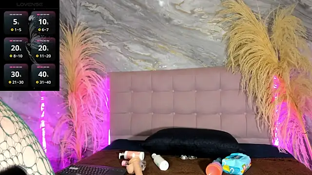 victoria keyy online show from 06-24-26, 01:32