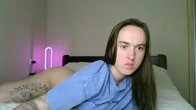 Snapshot of elliza_snow chatting on 06-30-26, 08:03 elliza snow online show from 06-30-26, 08:03
