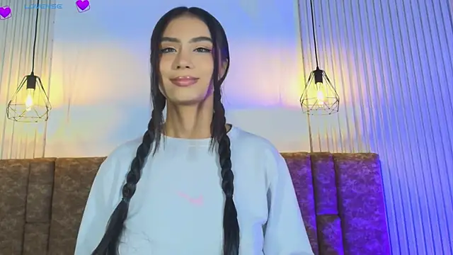KENNIA SWEETIEE online show from 06-17-26, 11:20