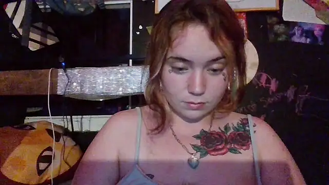 Snapshot of babyky chatting on 07-16-26, 03:58 babyky online show from 07-16-26, 03:58