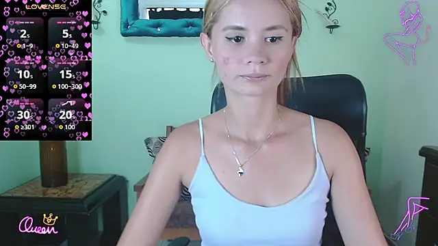 Victoria Jones  online show from 07-17-26, 06:49
