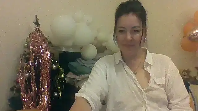 Snapshot of Ally46x chatting on 07-25-26, 06:03 Ally46x online show from 07-25-26, 06:03