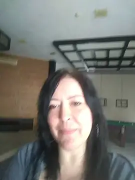 Snapshot of Ally46x chatting on 06-10-26, 10:38 Ally46x online show from 06-10-26, 10:38