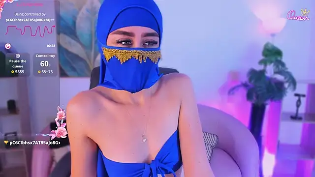Snapshot of Alina_Malak chatting on 06-30-26, 03:01 Alina Malak online show from 06-30-26, 03:01