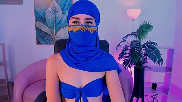 Snapshot of Alina_Malak chatting on 08-06-26, 03:07 Alina Malak online show from 08-06-26, 03:07