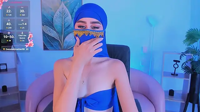 Snapshot of Alina_Malak chatting on 07-17-26, 07:55 Alina Malak online show from 07-17-26, 07:55