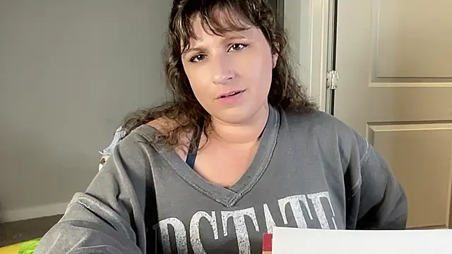 maddiliz online show from 09-26-25, 04:30