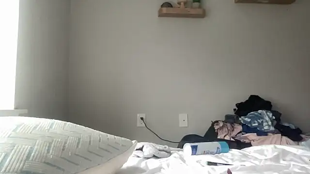 maddiliz online show from 10-29-25, 04:28