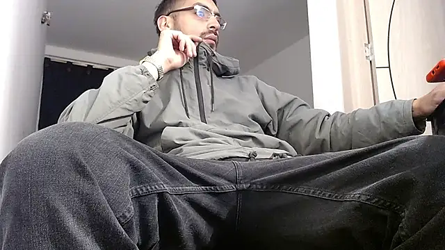 Snapshot of MalekXarxxx chatting on 07-01-26, 04:46 MalekXarxxx online show from 07-01-26, 04:46