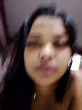 Snapshot of Silmara21 chatting on 06-07-26, 10:59 Silmara21 online show from 06-07-26, 10:59