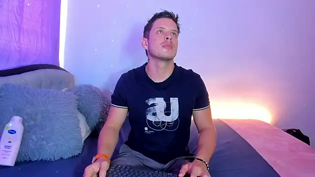 johnycooper08 online show from 07-17-26, 12:35
