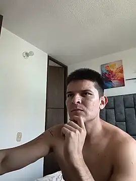 Snapshot of felipeboyx chatting on 06-10-26, 08:21 felipeboyx online show from 06-10-26, 08:21