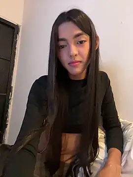mia honeyy  online show from 06-09-26, 12:44