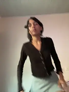 mia honeyy  online show from 06-04-26, 05:17