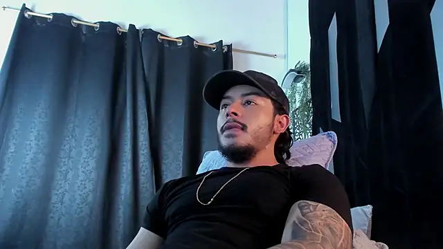 Justin WhiteJS online show from 06-27-26, 04:51