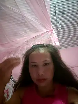Snapshot of Yai_baby chatting on 06-05-26, 02:56 Yai baby online show from 06-05-26, 02:56