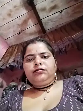 Snapshot of HOpooja356l chatting on 06-03-26, 06:36 HOpooja356l online show from 06-03-26, 06:36