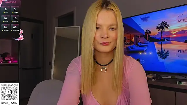 Snapshot of cutemelo chatting on 06-16-26, 10:54 cutemelo online show from 06-16-26, 10:54