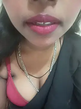 Snapshot of Sexy-Zeenat chatting on 06-03-26, 05:19 Sexy-Zeenat online show from 06-03-26, 05:19