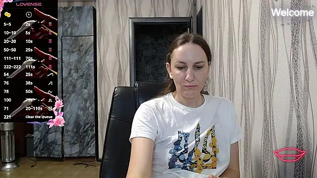 Yevgeshka-Milashka online show from 10-25-25, 05:28