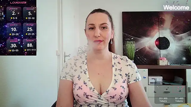 Yevgeshka-Milashka online show from 03-06-25, 06:41
