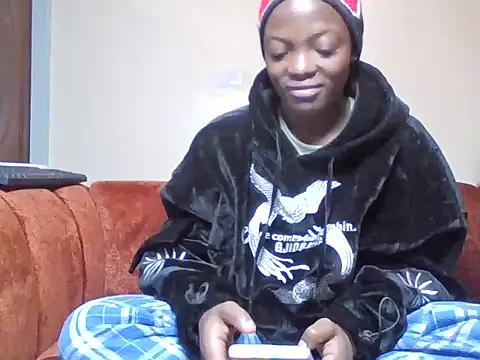 Snapshot of SassySyren chatting on 06-07-26, 12:16 SassySyren online show from 06-07-26, 12:16