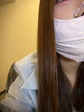 QIQI-QIQI-01 online show from 07-24-26, 12:45
