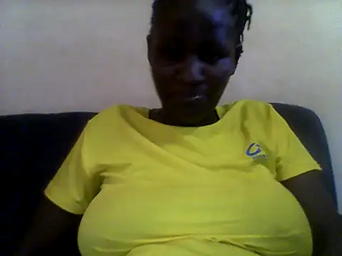Snapshot of Angelbee_ chatting on 07-11-26, 12:38 Angelbee online show from 07-11-26, 12:38