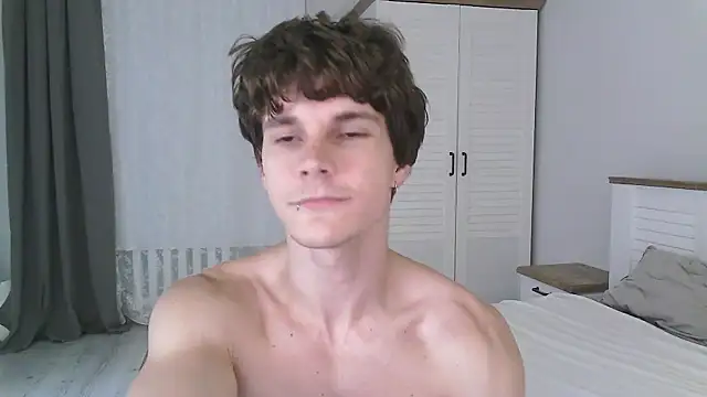 Eric Crush online show from 06-24-26, 04:33