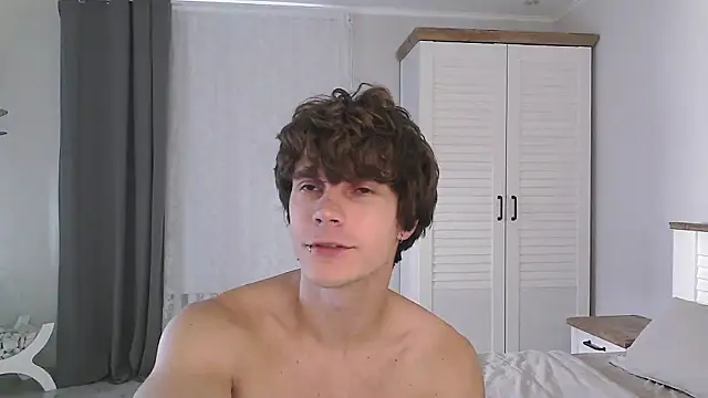 Eric Crush online show from 07-27-26, 03:57