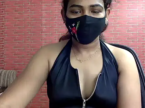 Snapshot of Nisha-moon chatting on 07-30-26, 07:07 Nisha-moon online show from 07-30-26, 07:07
