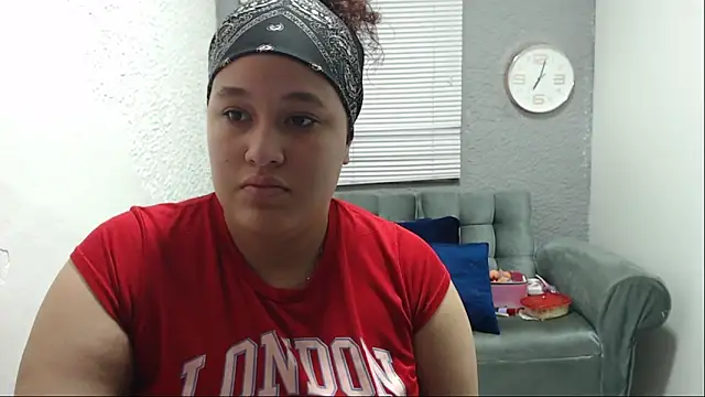 Snapshot of leilasosexy chatting on 06-05-26, 02:34 leilasosexy online show from 06-05-26, 02:34