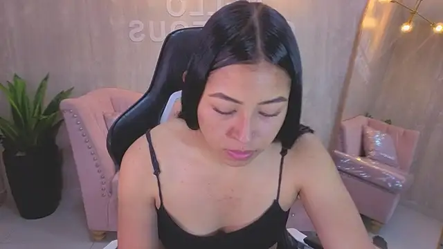 lia x a online show from 07-25-26, 01:50