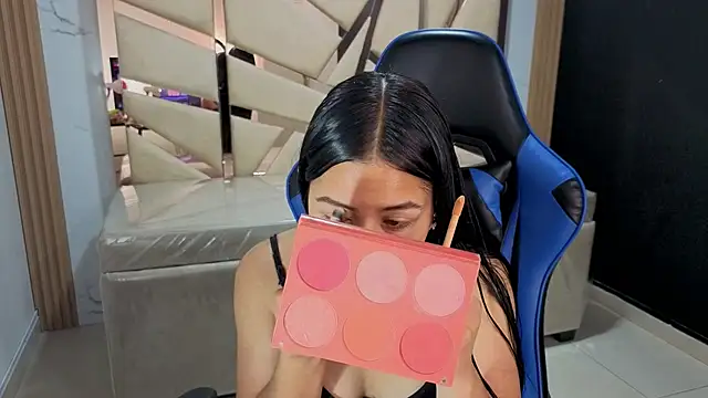 lia x a online show from 06-25-26, 01:38
