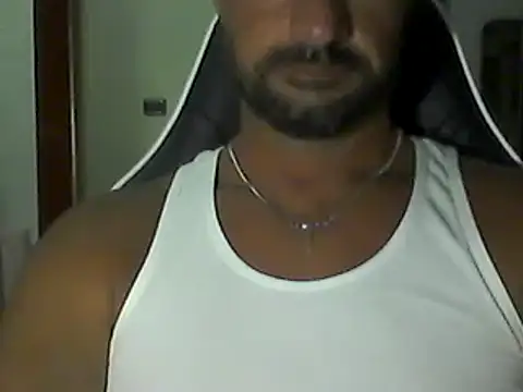 Snapshot of francesc80 chatting on 07-28-26, 07:04 francesc80 online show from 07-28-26, 07:04