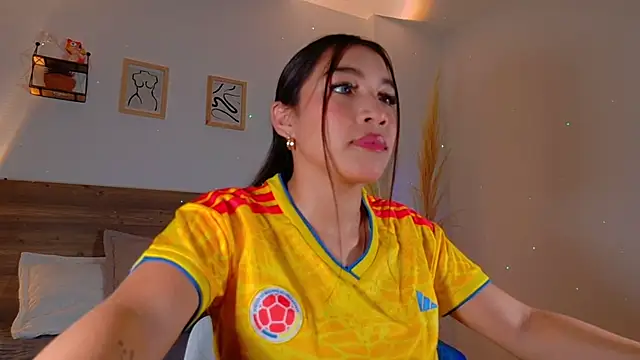  Emmakiss  online show from 06-27-26, 12:00