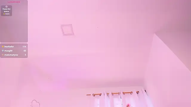 Violeta Velvet  online show from 07-28-26, 06:20