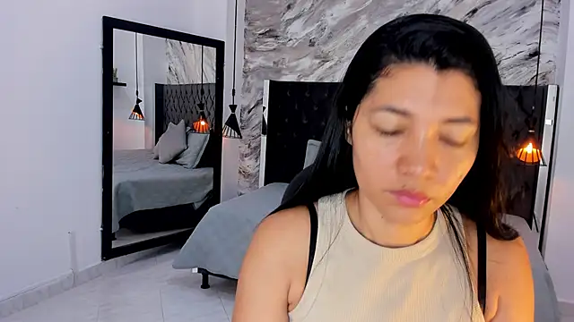 veronica rodriiguez online show from 06-06-26, 01:05