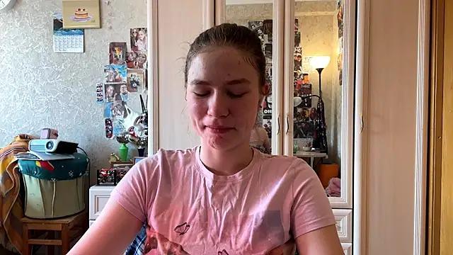 Codi Rostersy online show from 06-12-26, 07:28