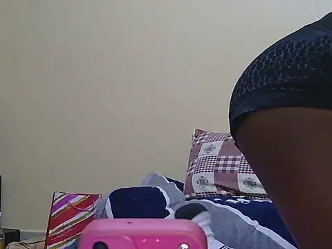 lunah sexxy online show from 07-22-26, 08:33
