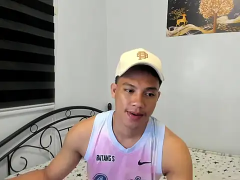 Snapshot of urfucker_vinz chatting on 07-16-26, 12:46 urfucker vinz online show from 07-16-26, 12:46