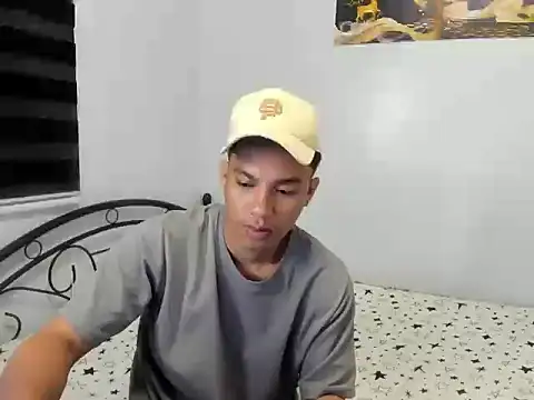 Snapshot of urfucker_vinz chatting on 07-17-26, 02:47 urfucker vinz online show from 07-17-26, 02:47